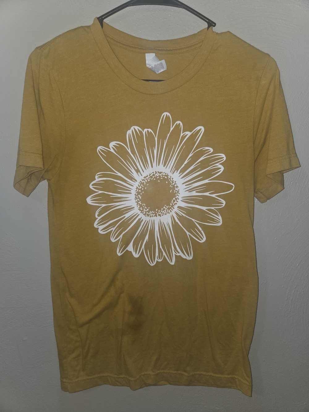 Mustard Daisy Graphic Tee - Women